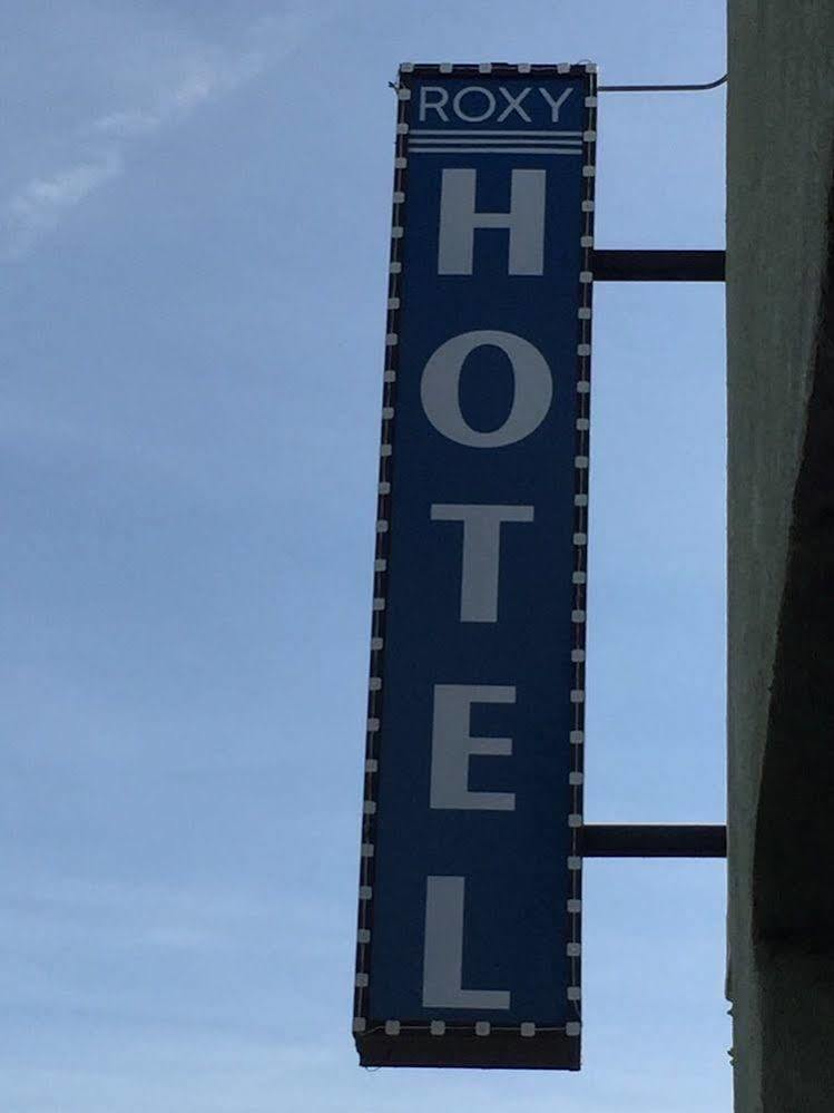 Roxy Motel